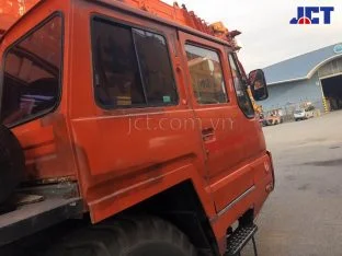 Hình ảnh xe cẩu bánh lốp 160 tấn Kato NK-1600-V