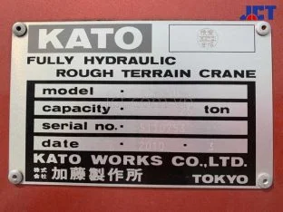 Hình ảnh xe cẩu bánh lốp 25 tấn Kato KR-25H-V7-SR-250R