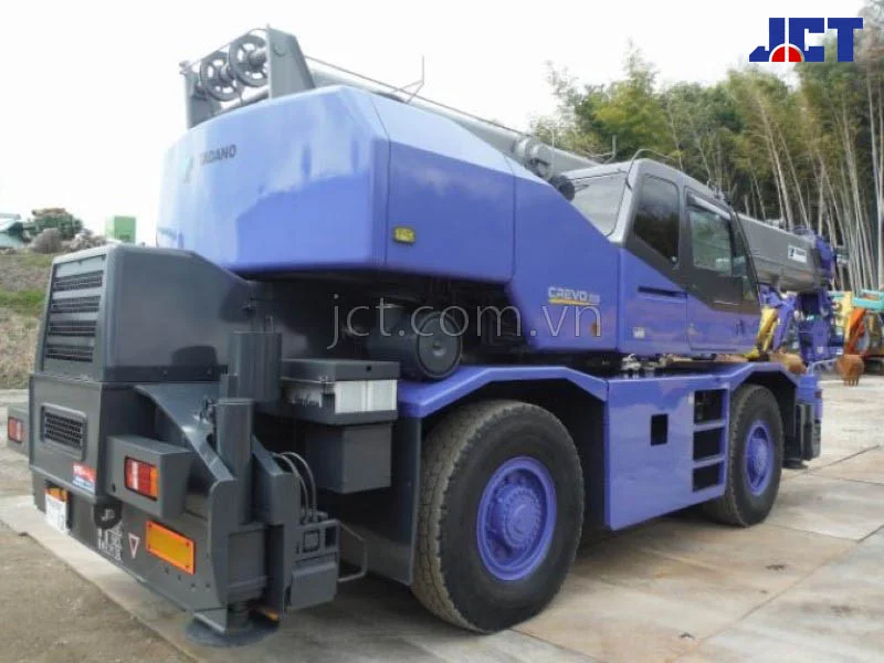 Hình ảnh xe cẩu bánh lốp 25 tấn Tadano GR-250N
