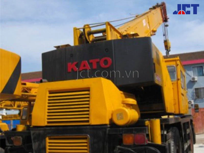 Hình ảnh xe cẩu bánh lốp 35 tấn Kato KR-35H-III