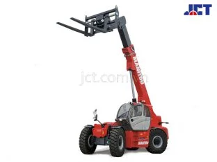 Xe nâng đa năng Manitou tham gia đấu thấu