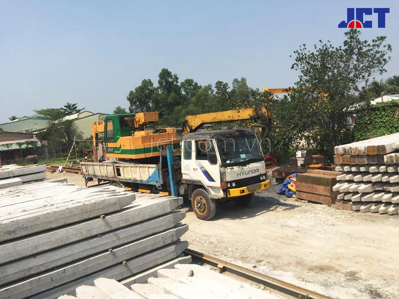 Cho thuê xe cẩu tự hành vận chuyển xe cẩu tại Ngũ Hành Sơn Đà Nẵng 