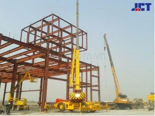 Cho thuê xe cẩu lắp dựng kết cấu nhà xưởng tại Quế Võ 1 Bắc Ninh