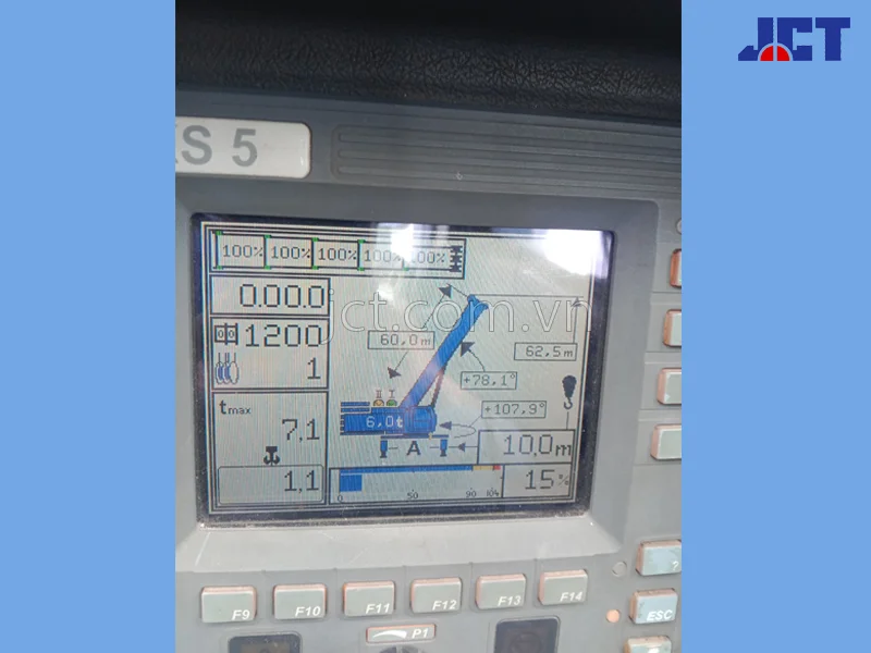 Sử chữa xe cẩu 130 tấn Grove GMK5130