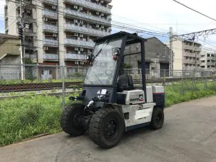 Xe nâng hàng Komatsu 4.5 tấn dầu FD45 Nhật bãi