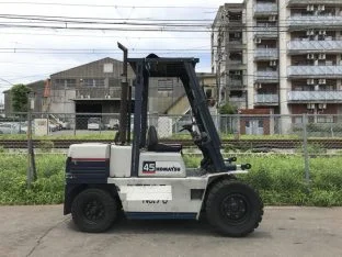 Xe nâng hàng Komatsu 4.5 tấn dầu FD45 Nhật bãi