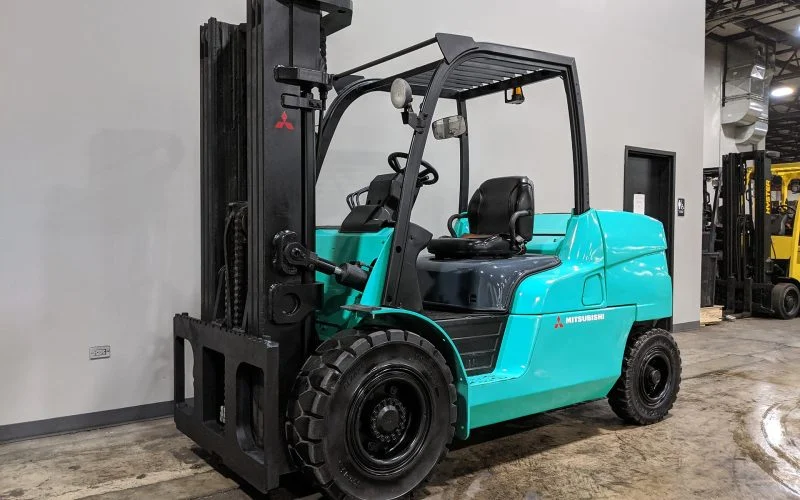 Xe nâng hàng 5 tấn FD50 Mitsubishi Nhật bãi giá rẻ