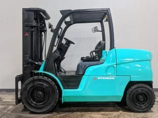 Xe nâng hàng 5 tấn FD50 Mitsubishi Nhật bãi giá rẻ