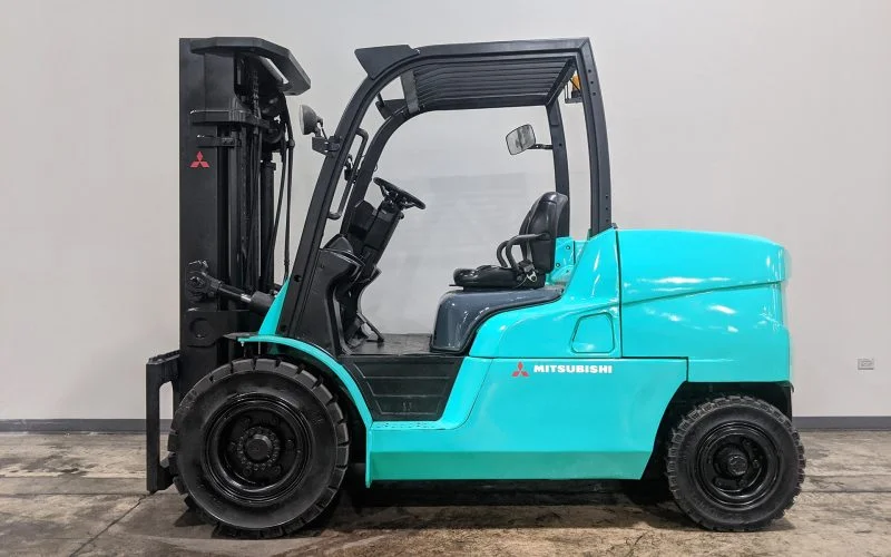 Xe nâng hàng 5 tấn FD50 Mitsubishi Nhật bãi giá rẻ