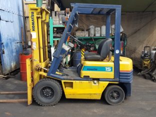 Xe nâng hàng Komatsu 1 tấn dầu FD10 Nhật bãi