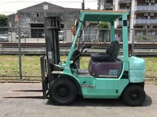 Xe nâng hàng Mitsubishi 2 tấn chạy dầu Nhật bãi