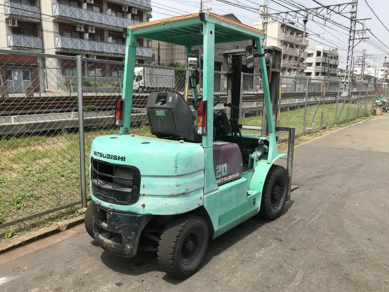 Xe nâng hàng Mitsubishi 2 tấn chạy dầu Nhật bãi